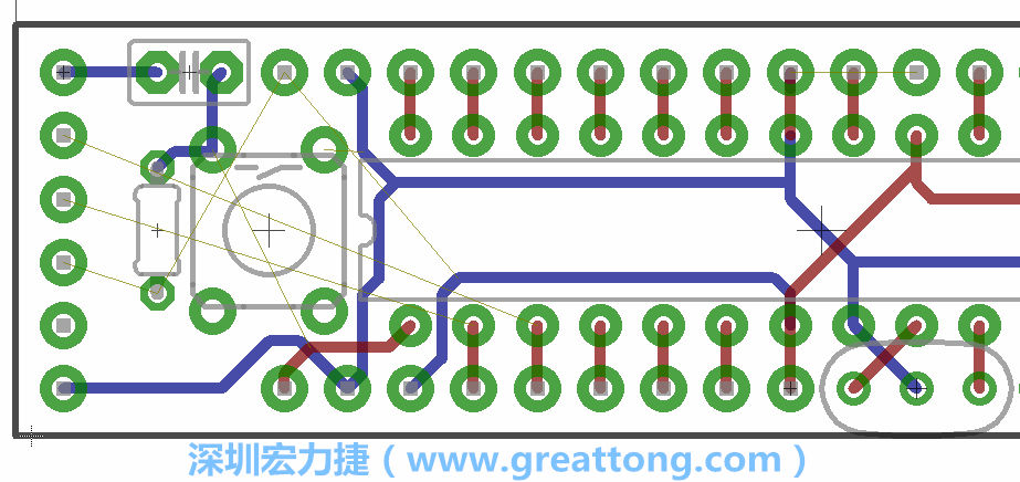 4.1. 把剩下的元件移動到電路板工作區(qū)上。