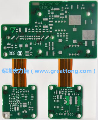 FPCB可作為多片功能載板的連接軟式板材。