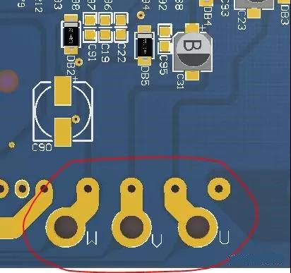 PCB設(shè)計不僅可以將PCB實現(xiàn)為即插即用的插件，而且可以增加焊料的厚度以達到過大電流的目的。